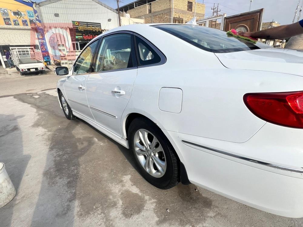 Hyundai Azera